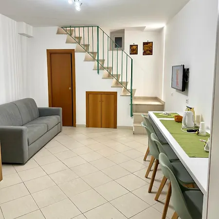 Holiday home Maison Intarsio *